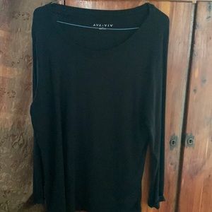 Black Ava &Viv top